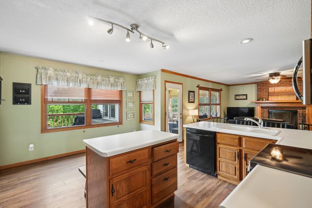 808 W 59th Street, Davenport, IA 52806