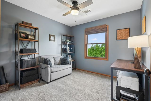 808 W 59th Street, Davenport, IA 52806