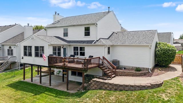 808 W 59th Street, Davenport, IA 52806