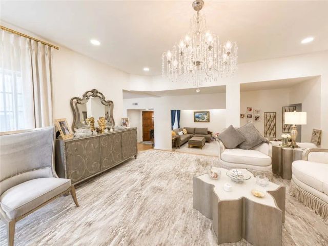 1313 Valley View 202, Glendale, CA 91202