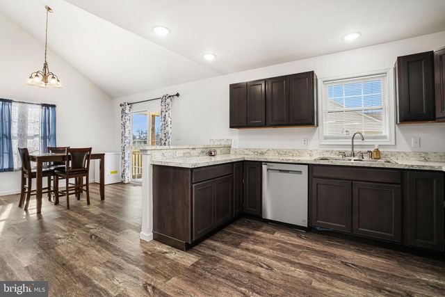 3105 MERIDIAN DR, Greenbackville, VA 23356