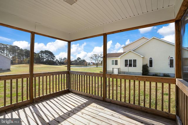 3105 MERIDIAN DR, Greenbackville, VA 23356