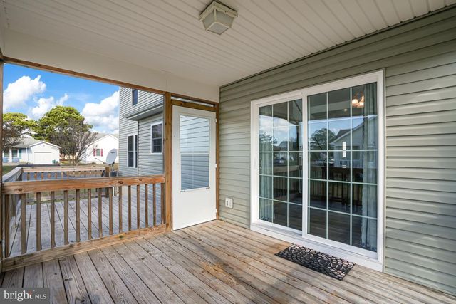 3105 MERIDIAN DR, Greenbackville, VA 23356