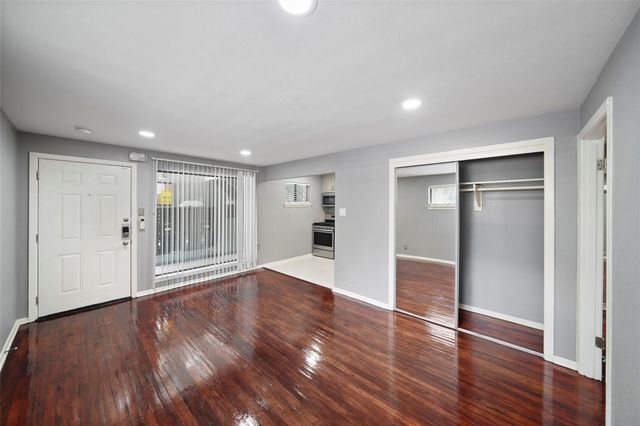 311 Hawthorne Street 1, Houston, TX 77006