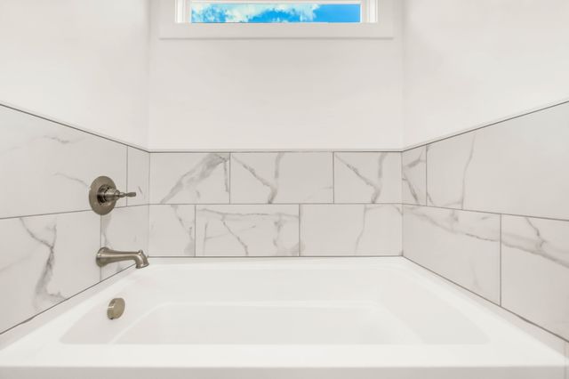 1340 Hicks Edgen Rd, Pleasant View, TN 37146