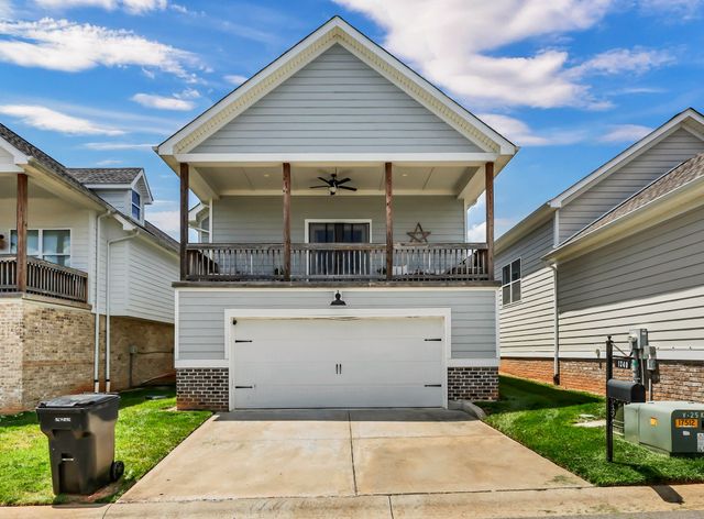 1340 Hicks Edgen Rd, Pleasant View, TN 37146
