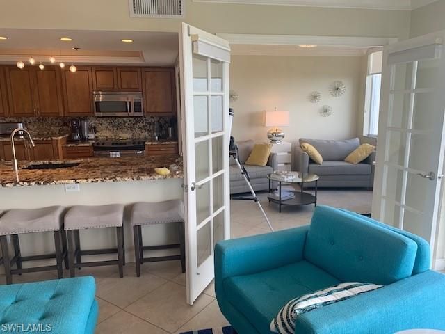 5550 HERON POINT DR 1403, Naples, FL 34108