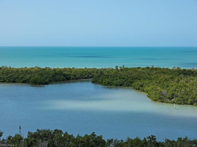 5550 HERON POINT DR 1403, Naples, FL 34108