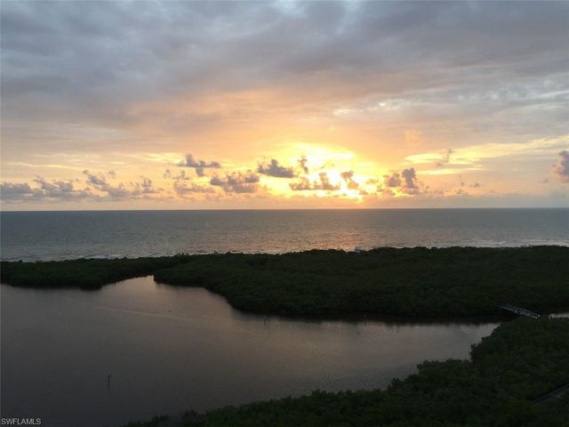 5550 HERON POINT DR 1403, Naples, FL 34108