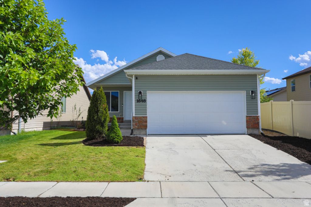 1648 E SLOW WATER WAY, Eagle Mountain, UT 84005