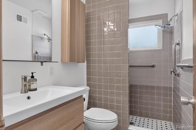 921 Raymond Street, Ann Arbor, MI 48103