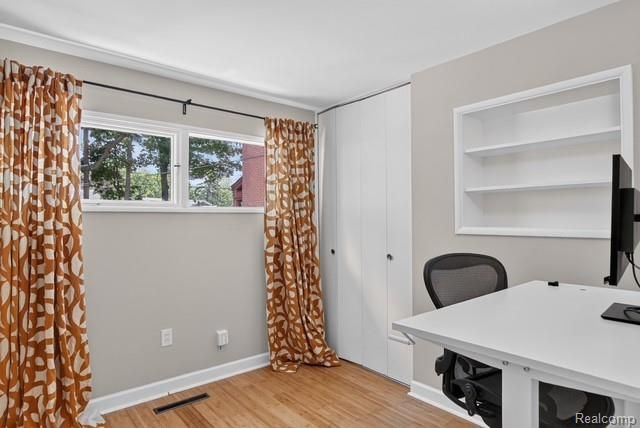 921 Raymond Street, Ann Arbor, MI 48103