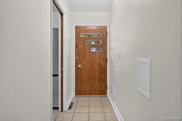 921 Raymond Street, Ann Arbor, MI 48103