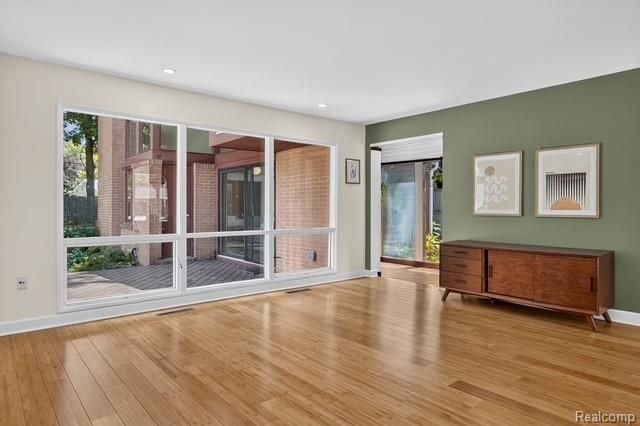 921 Raymond Street, Ann Arbor, MI 48103