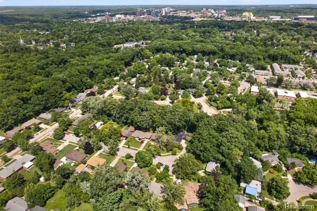 921 Raymond Street, Ann Arbor, MI 48103