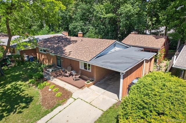 921 Raymond Street, Ann Arbor, MI 48103