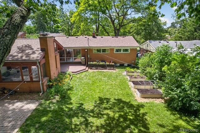 921 Raymond Street, Ann Arbor, MI 48103