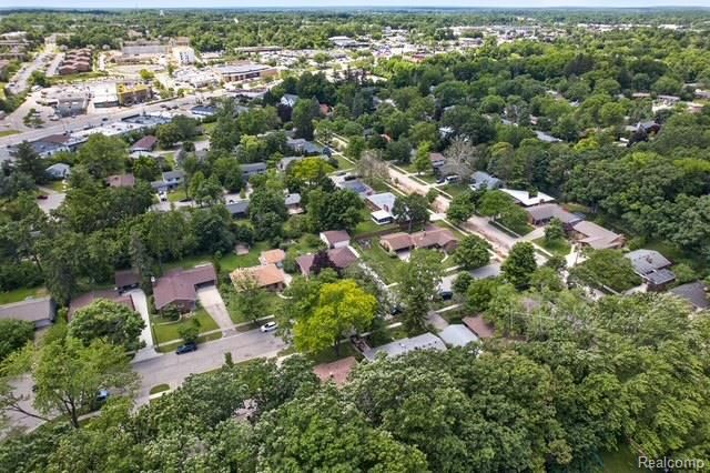 921 Raymond Street, Ann Arbor, MI 48103