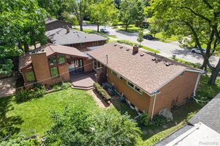 921 Raymond Street, Ann Arbor, MI 48103