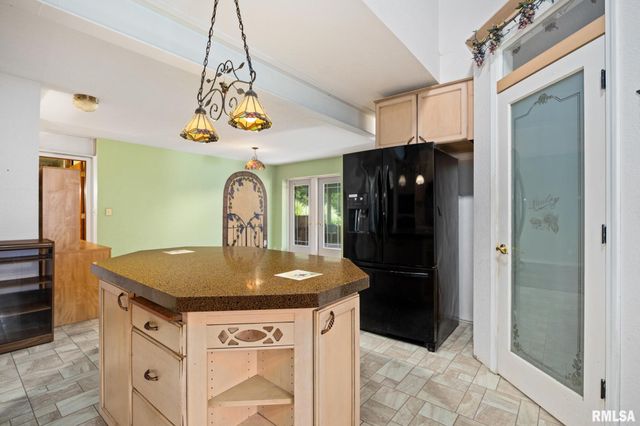 1500 N PARK Avenue, Peoria, IL 61604