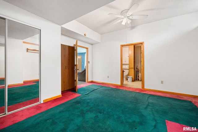 1500 N PARK Avenue, Peoria, IL 61604