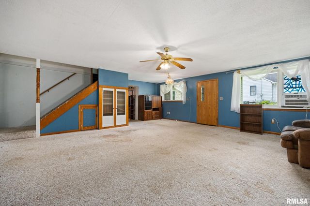 1500 N PARK Avenue, Peoria, IL 61604