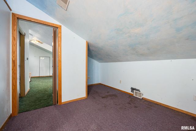1500 N PARK Avenue, Peoria, IL 61604