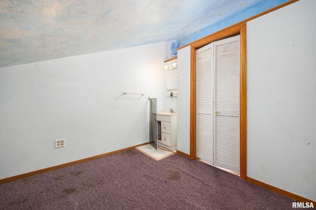 1500 N PARK Avenue, Peoria, IL 61604