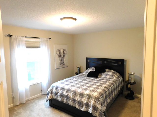 3233 Lilac Avenue N, Lake Elmo, MN 55042