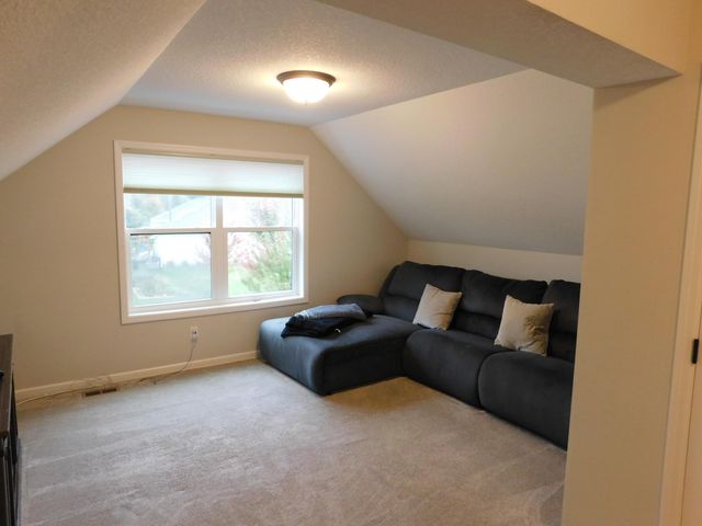 3233 Lilac Avenue N, Lake Elmo, MN 55042