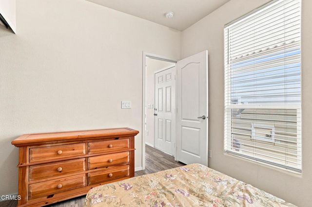 3975 Telegraph Road 26, Ventura, CA 93003