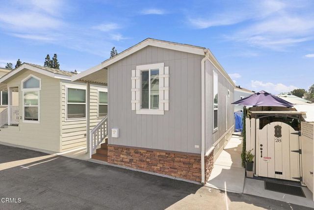 3975 Telegraph Road 26, Ventura, CA 93003