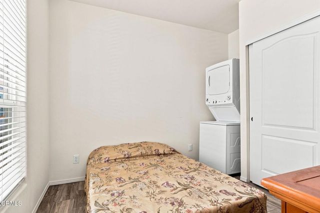 3975 Telegraph Road 26, Ventura, CA 93003