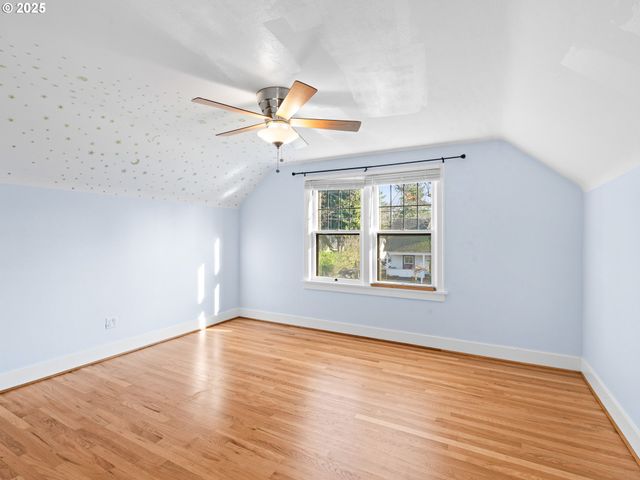 1520 12TH St, Oregon City, OR 97045