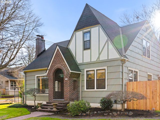 1520 12TH St, Oregon City, OR 97045