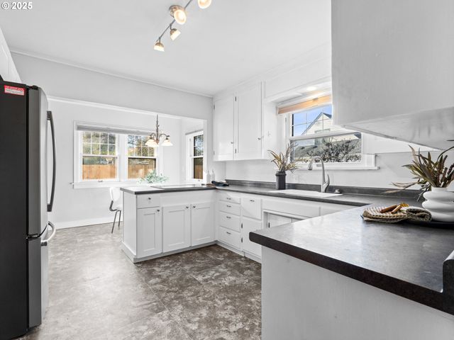 1520 12TH St, Oregon City, OR 97045