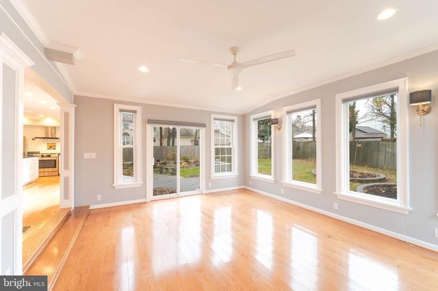 9407 COPERNICUS DR, Lanham, MD 20706