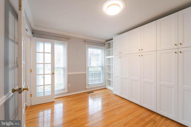 9407 COPERNICUS DR, Lanham, MD 20706