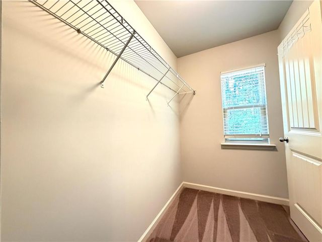 323 Knelston Oak Drive, Suwanee, GA 30024
