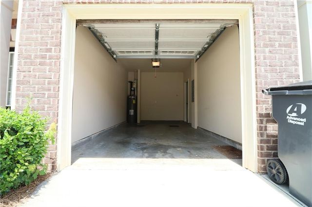 323 Knelston Oak Drive, Suwanee, GA 30024