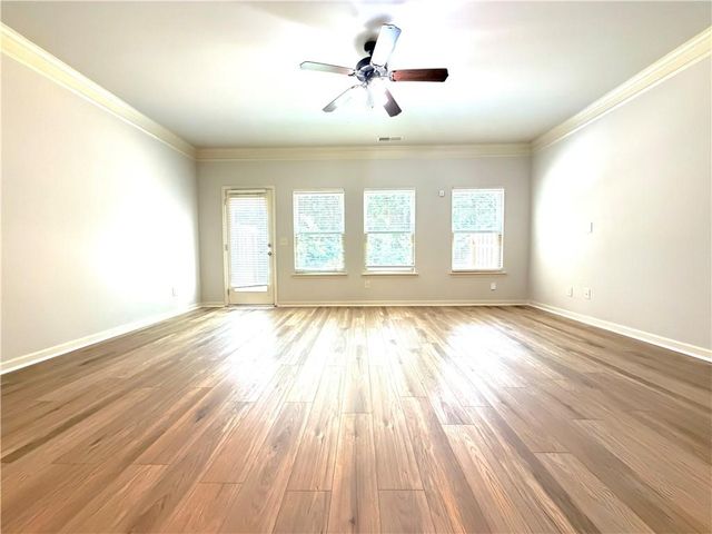 323 Knelston Oak Drive, Suwanee, GA 30024
