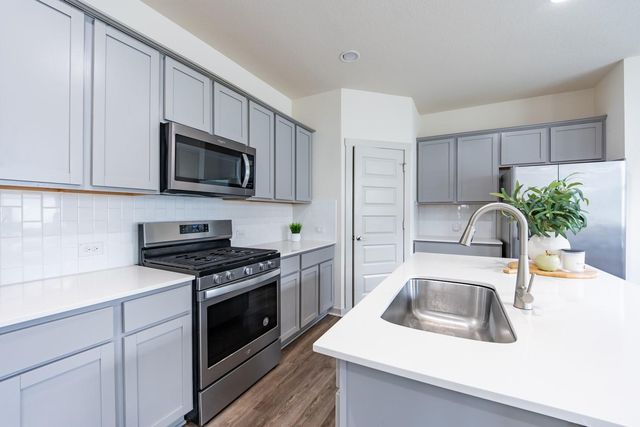 7916 City Top BLVD, Austin, TX 78724