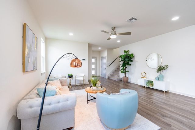 7916 City Top BLVD, Austin, TX 78724