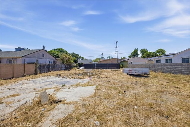 6729 Babcock Avenue, North Hollywood, CA 91606