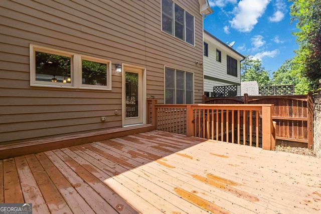 1648 Gilstrap Lane NW, Atlanta, GA 30318