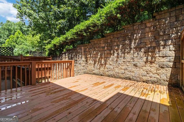 1648 Gilstrap Lane NW, Atlanta, GA 30318