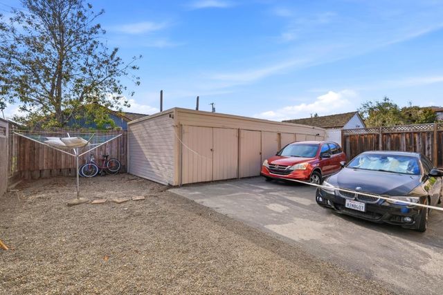 15 Eastern Drive, Watsonville, CA 95076