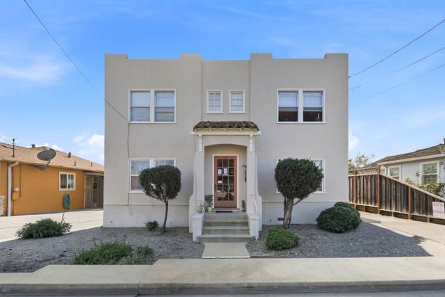 15 Eastern Drive, Watsonville, CA 95076