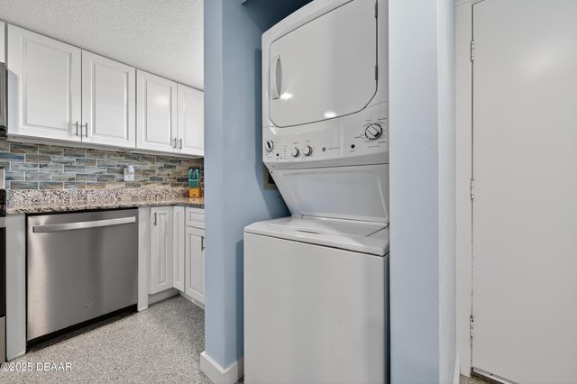 3100 Ocean Shore Blvd Apt 105, Ormond Beach, FL 32176