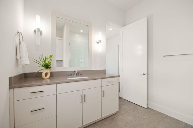 6504 W Courtyard DR, Austin, TX 78730